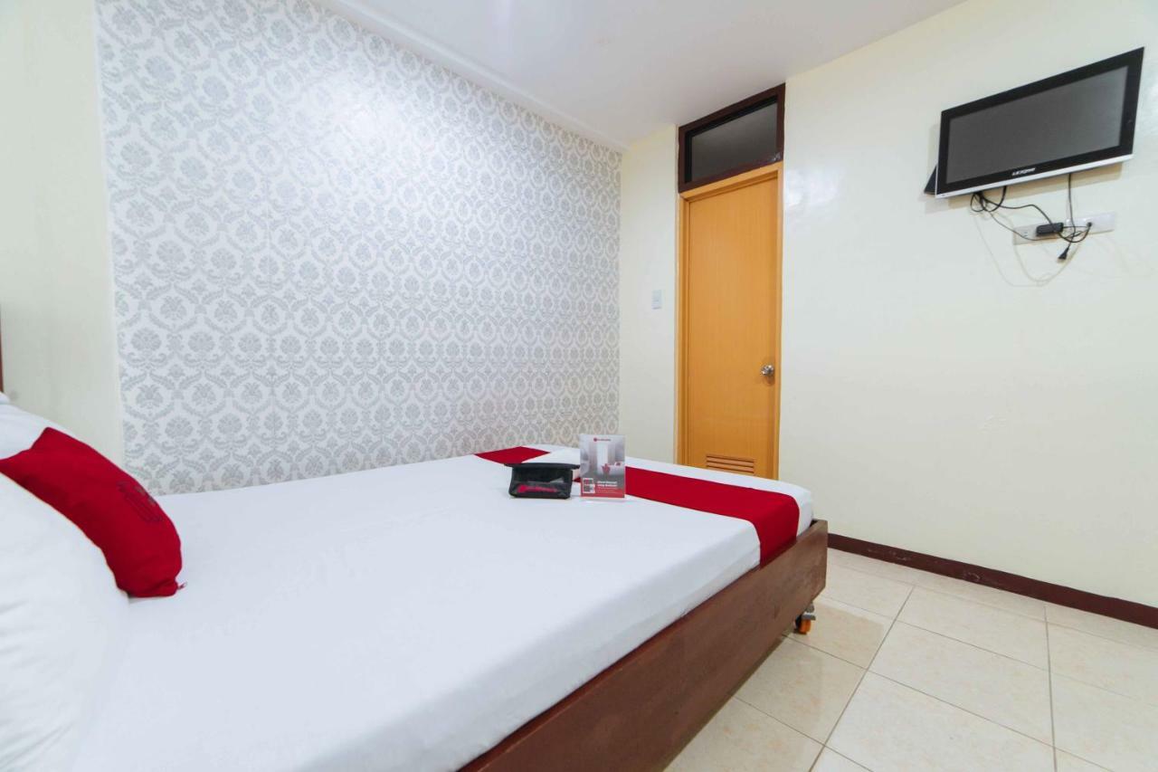 Reddoorz @ Davao Hub General Luna מראה חיצוני תמונה